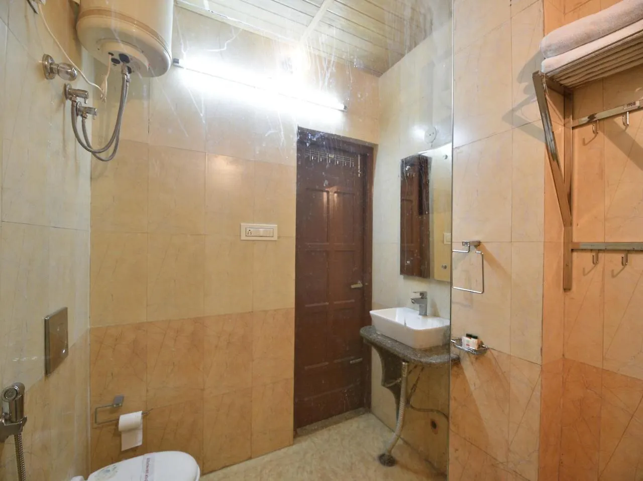 Oyo 10942 Home Inn Shimla