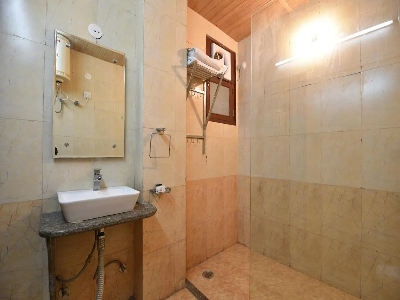 Bed & Breakfast Oyo 10942 Home Inn Shimla