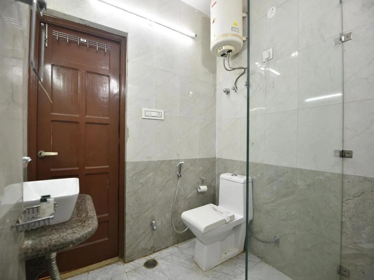 Oyo 10942 Home Inn Shimla India