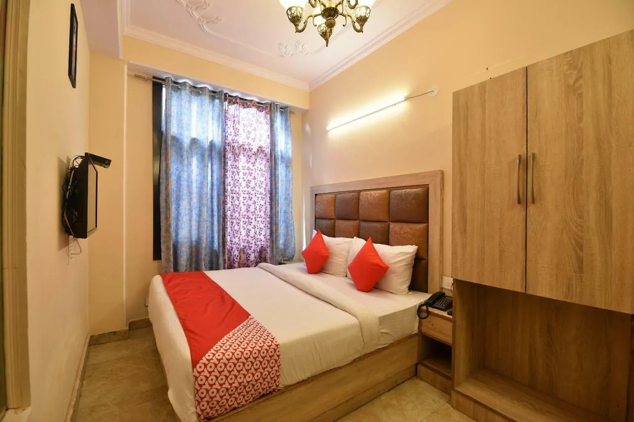 Oyo 10942 Home Inn Shimla India